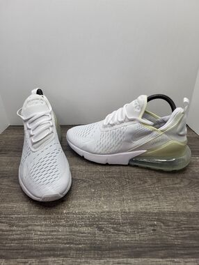 Nike Air Max 270 GS Triple White Sneakers 943345-103 Youth 7Y / Woman’s 8.5